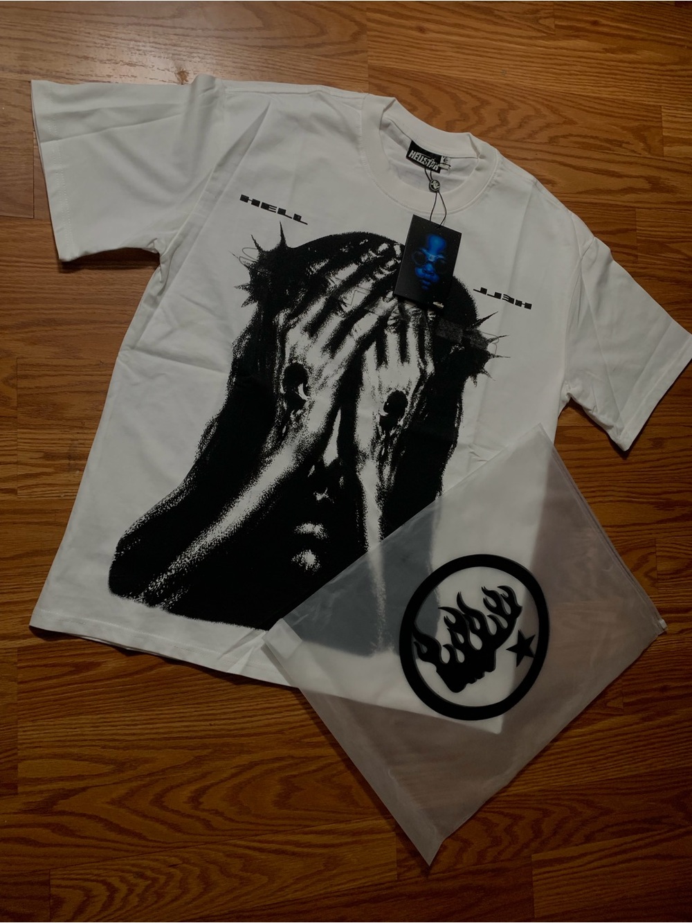 Unlabeled White Short-Sleeve Graphic Tee with Black Print